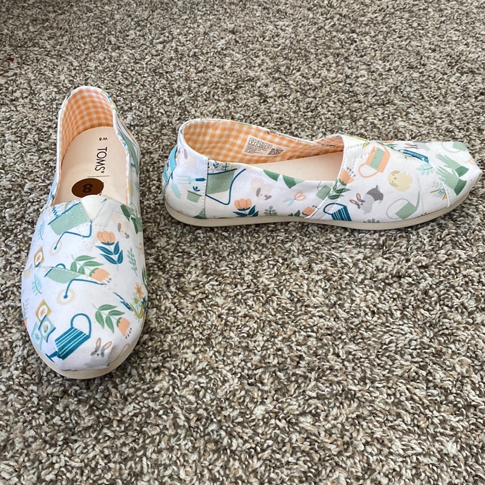 Gardening Style Toms! Never worn!